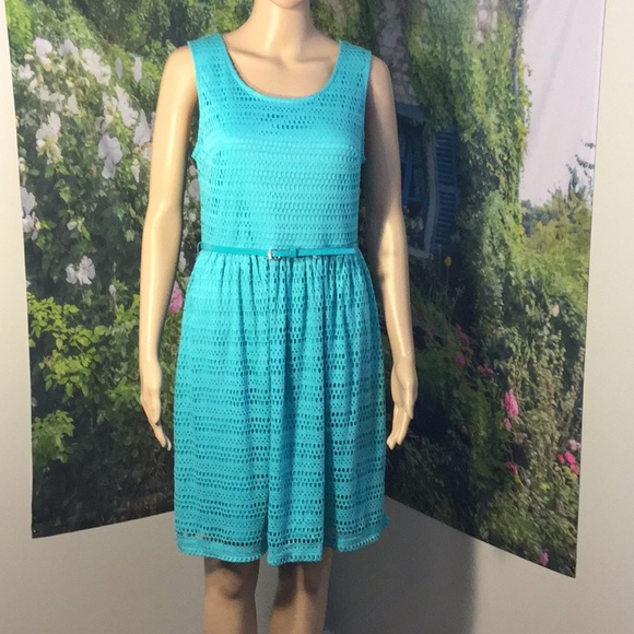 Dresses Stretchy Sleeveless Turquoise Midi Dress